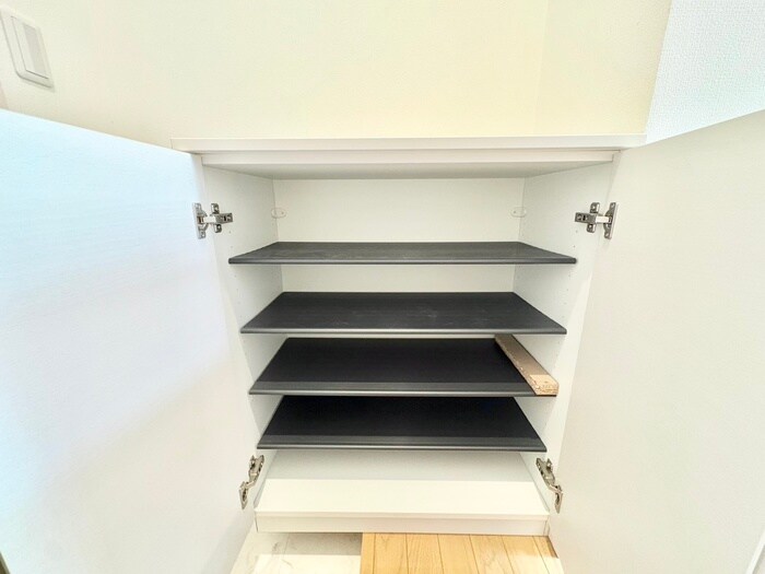 物件内観写真16　(靴箱)