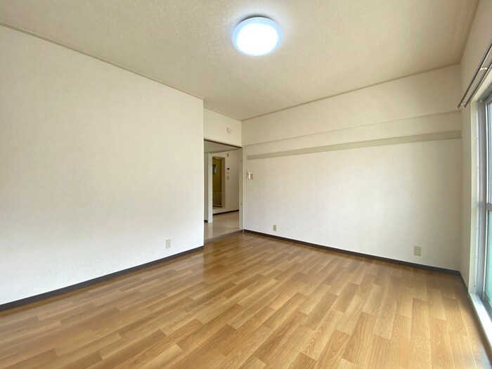 物件内観写真15　(居室)