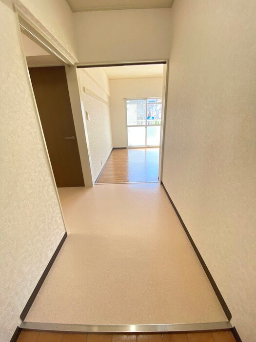 物件内観写真19　(廊下)