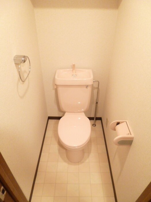 物件内観写真11　(トイレ)