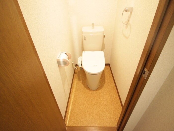 物件内観写真14　(トイレ)