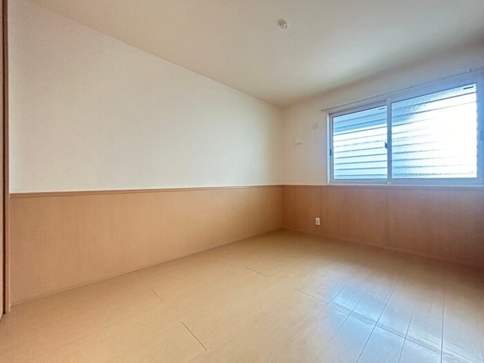 物件内観写真10　(居室)