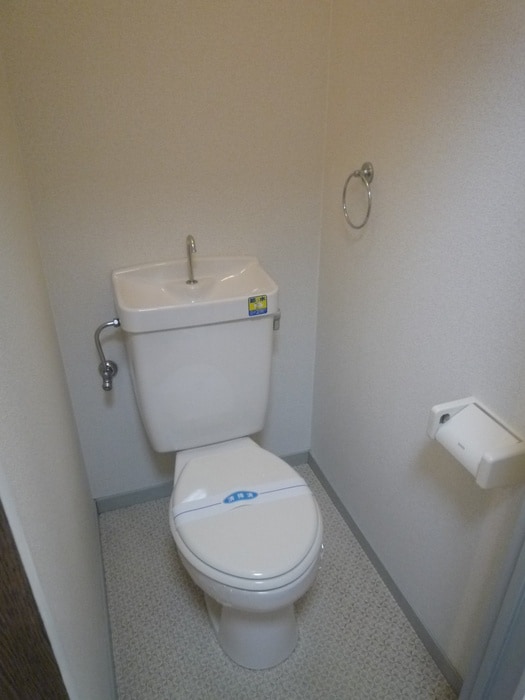 物件内観写真15　(トイレ)