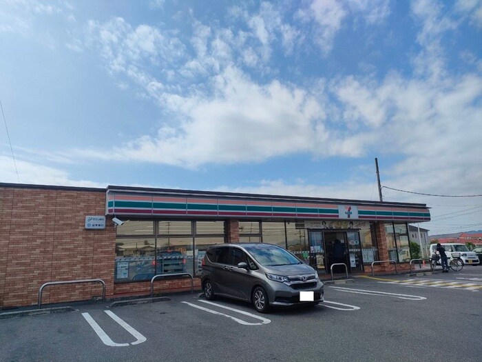 セブンイレブン川原店
