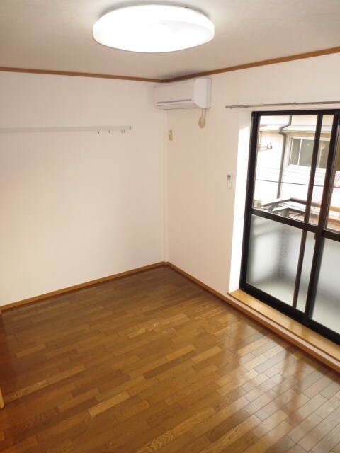 物件内観写真8　(居室)