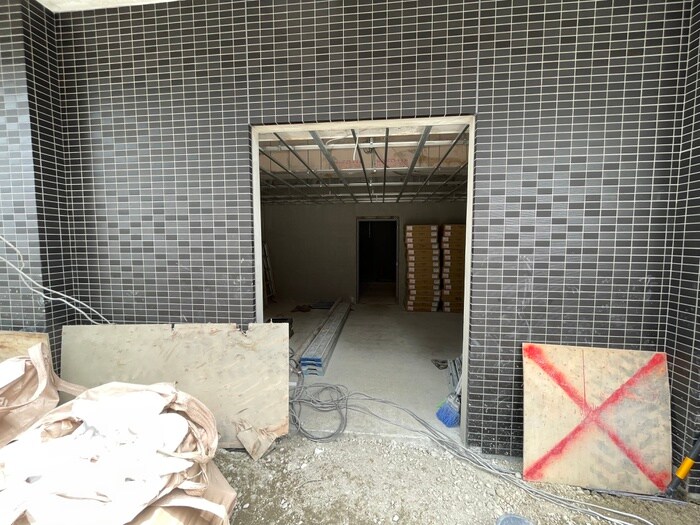 物件外観写真6　(バイク置き場)