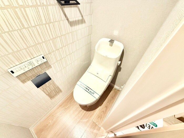 物件内観写真9　(トイレ)