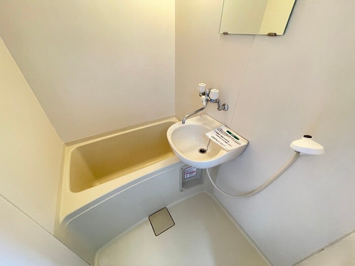 物件内観写真12　(バス／シャワールーム等)