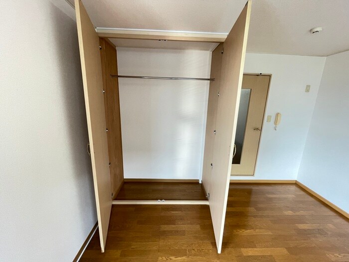 物件内観写真15　(収納)