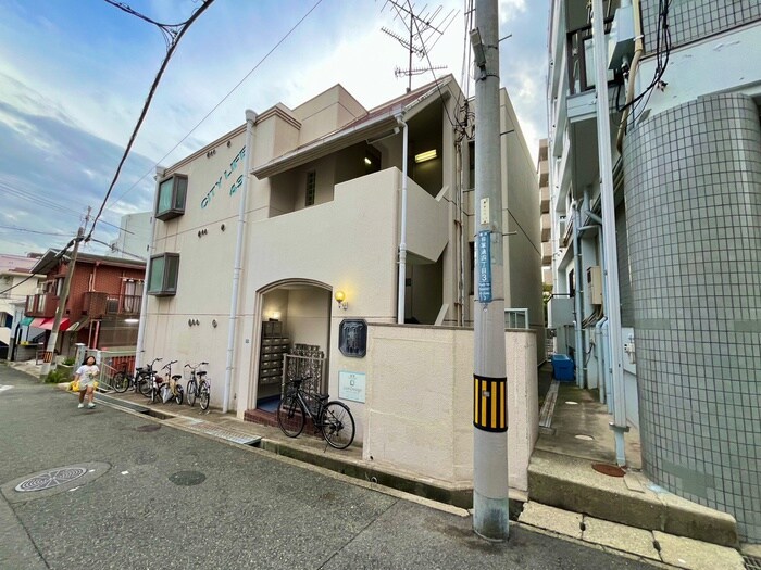 物件外観写真2　(外観写真)