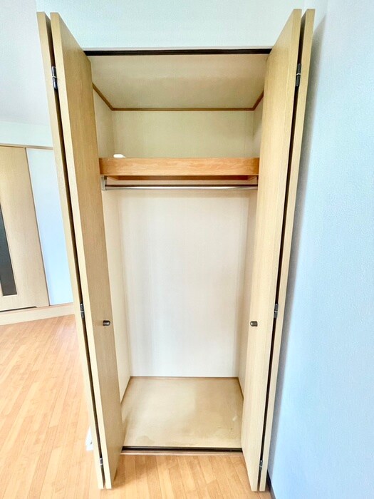 物件内観写真13　(収納)