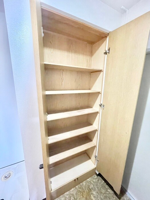 物件内観写真15　(靴箱)