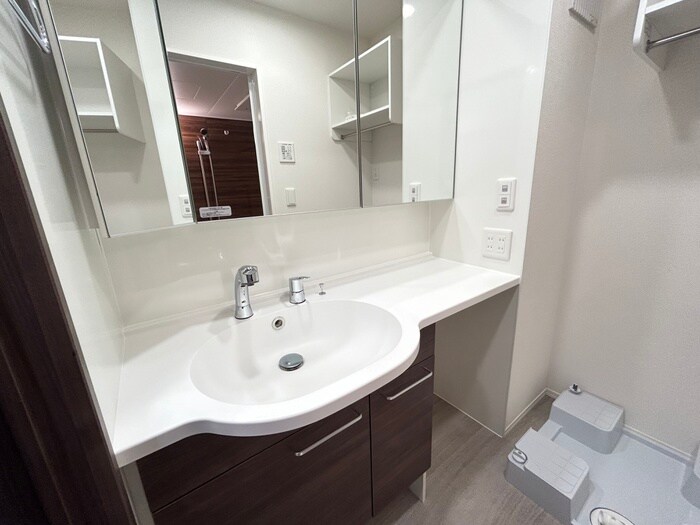 物件内観写真12　(洗面)