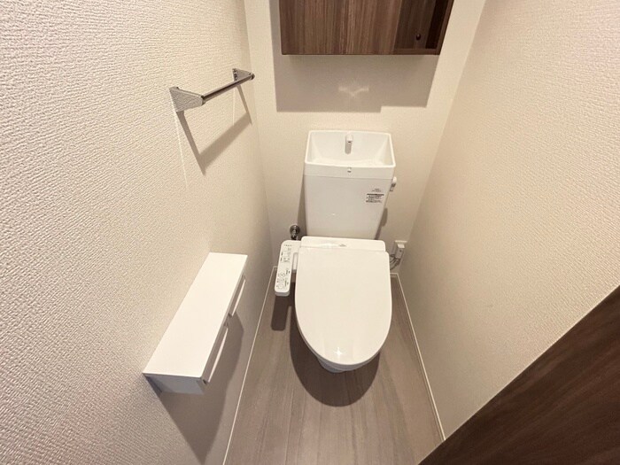 物件内観写真12　(トイレ)