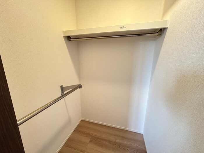 物件内観写真13　(収納)