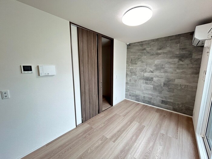 物件内観写真21　(居室)