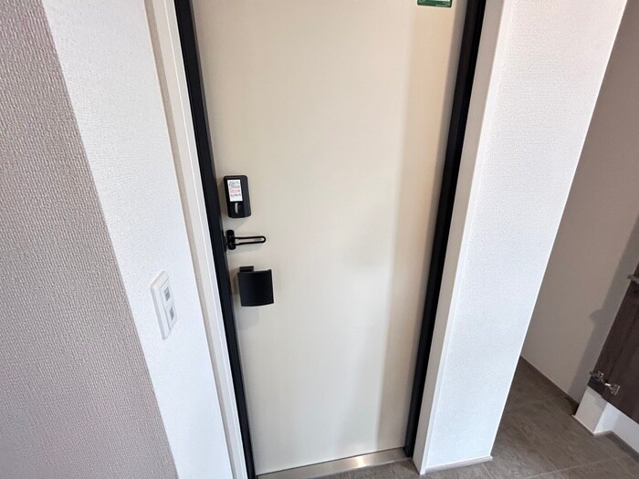 物件内観写真22　(玄関)