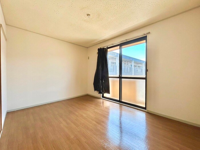 物件内観写真12　(居室)