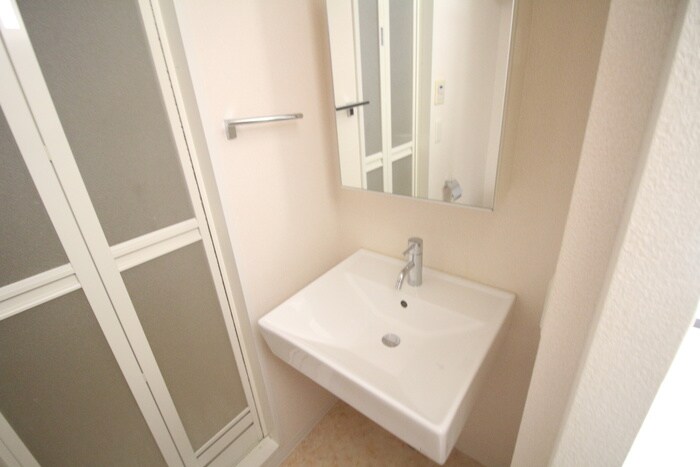 物件内観写真13　(洗面)