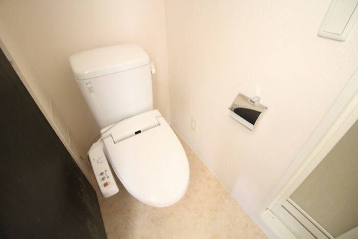 物件内観写真15　(トイレ)