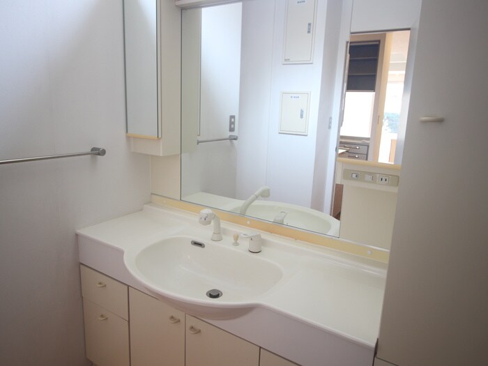 物件内観写真10　(洗面)