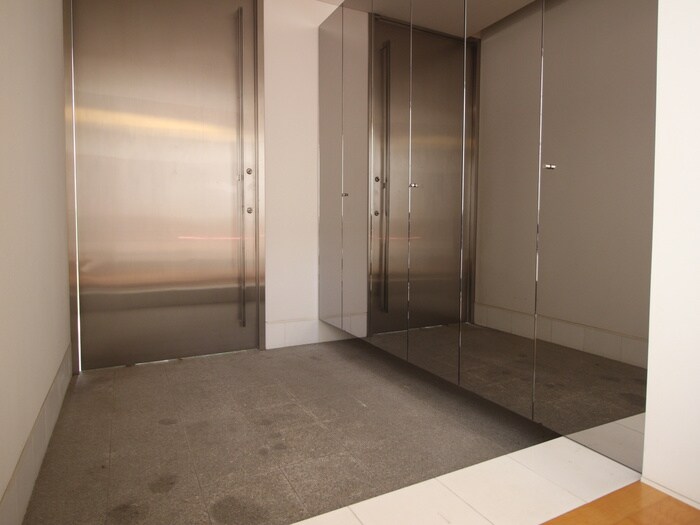 物件内観写真14　(室内からの展望)