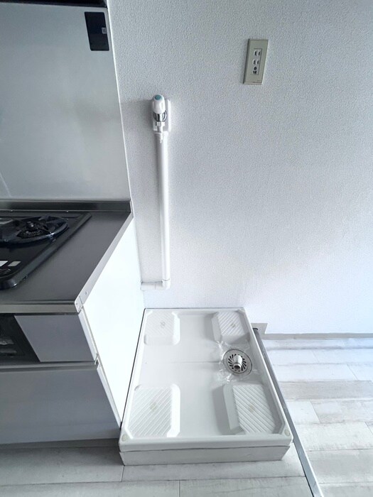 物件内観写真15　(洗濯機置場)