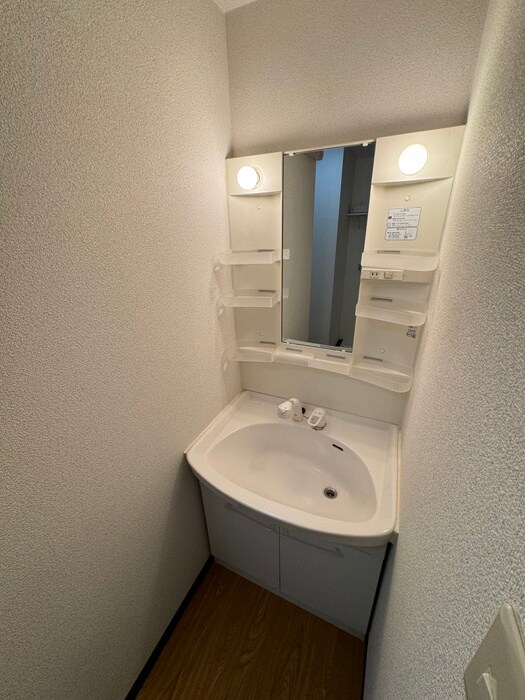 物件内観写真8　(洗面)