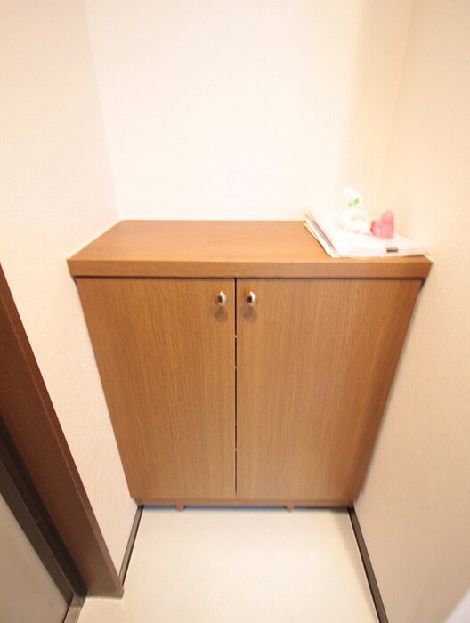 物件内観写真15　(靴箱)
