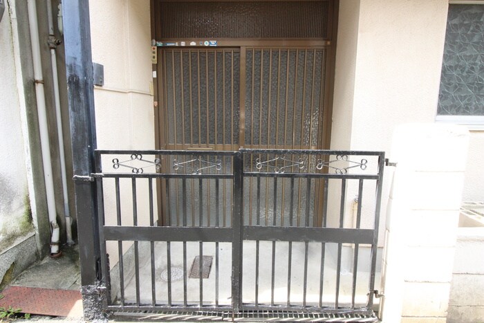 物件外観写真4　(外観写真)