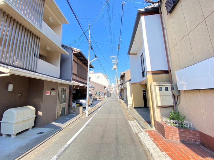 物件外観写真6　(周辺環境)