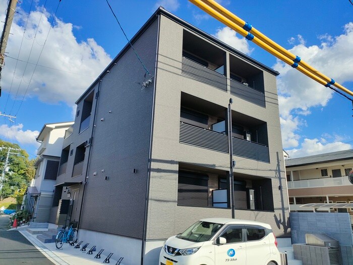 物件外観写真2　(外観写真)