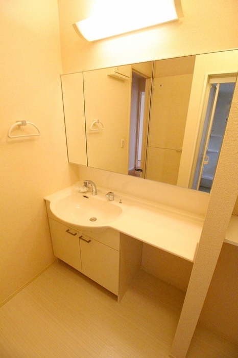 物件内観写真10　(洗面)