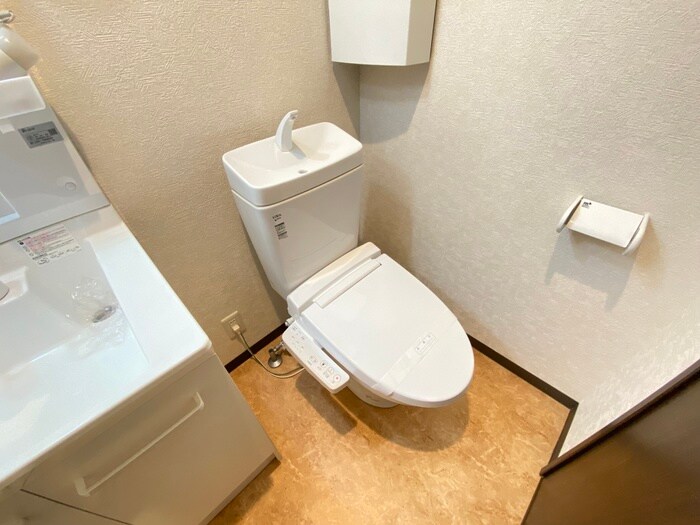 物件内観写真10　(トイレ)