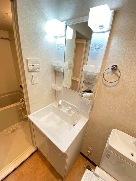 物件内観写真11　(洗面)