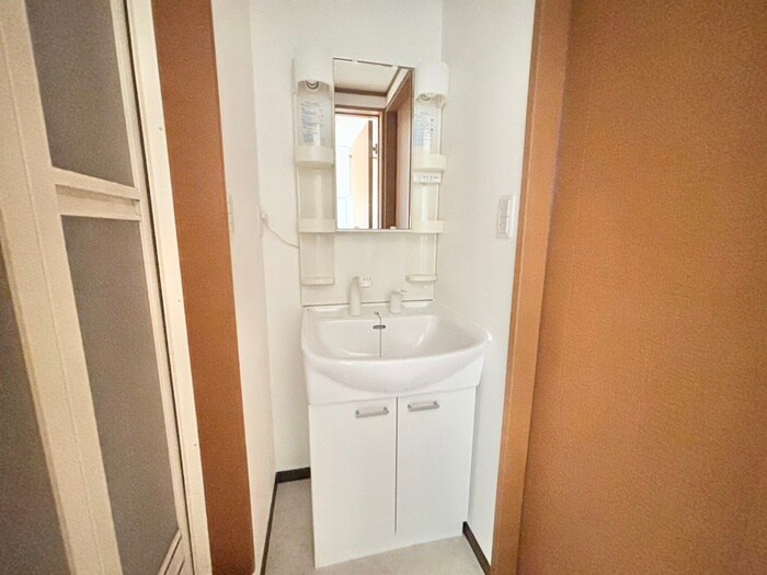 物件内観写真13　(洗面)
