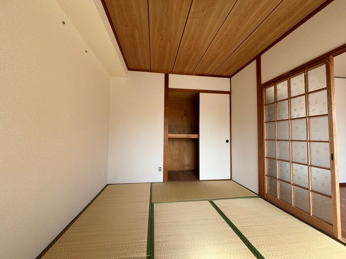 物件内観写真10　(居室)