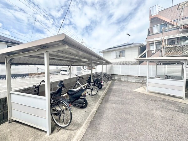 駐輪場