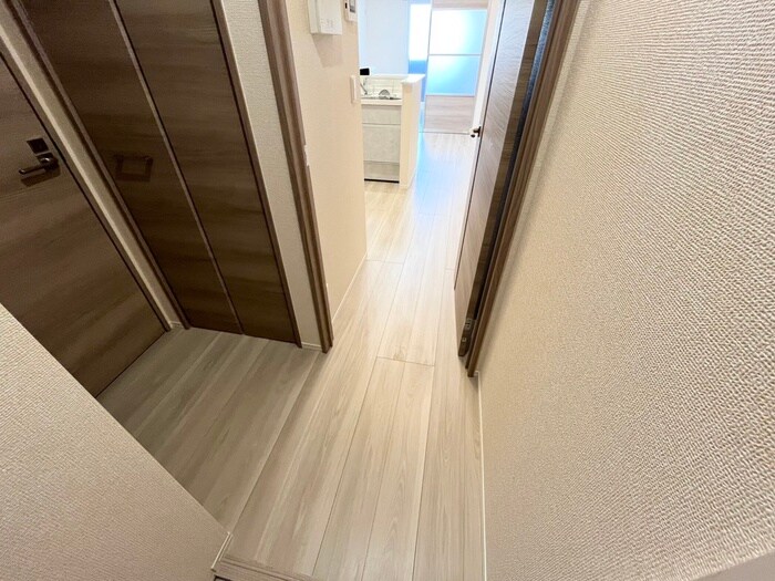 物件内観写真19　(廊下)