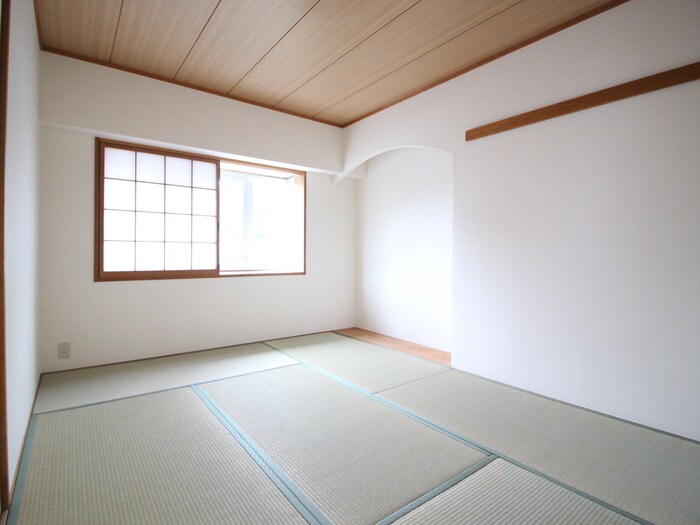 物件内観写真9　(居室)