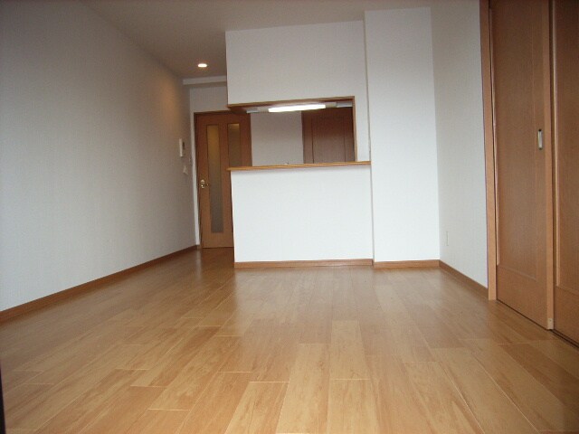 物件内観写真4　(居室)