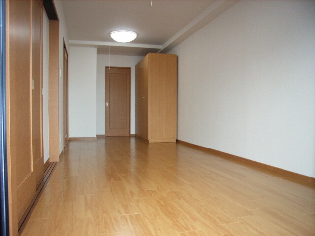 物件内観写真11　(居室)