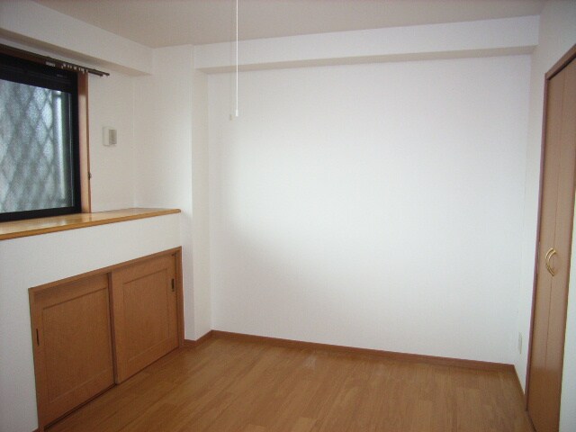 物件内観写真13　(居室)