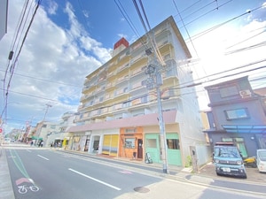 シュ－ル西院外観写真