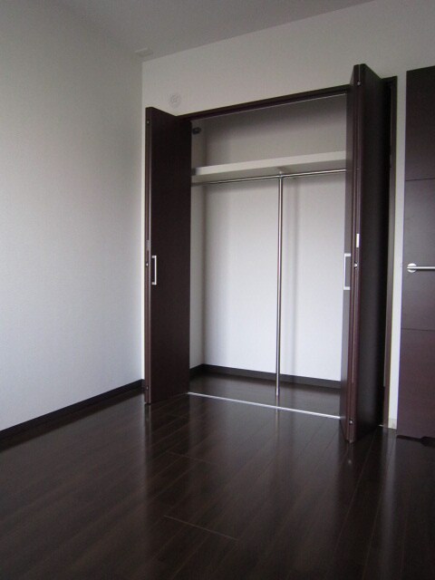 物件内観写真11　(収納)