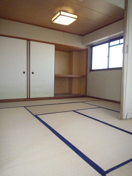 物件内観写真5　(居室)