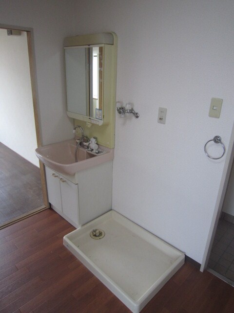 物件内観写真7　(洗面)