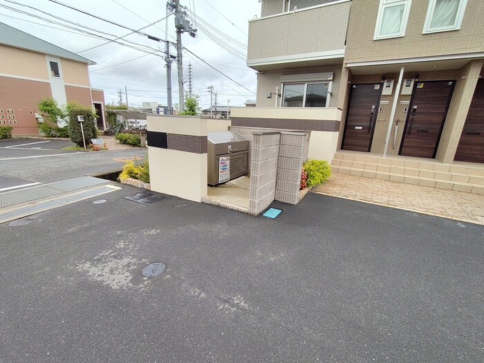 物件外観写真6　(建物設備)