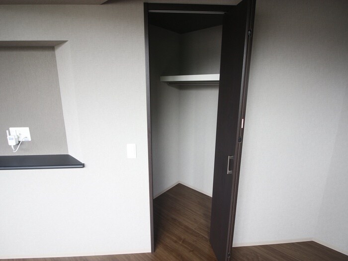 物件内観写真15　(収納)