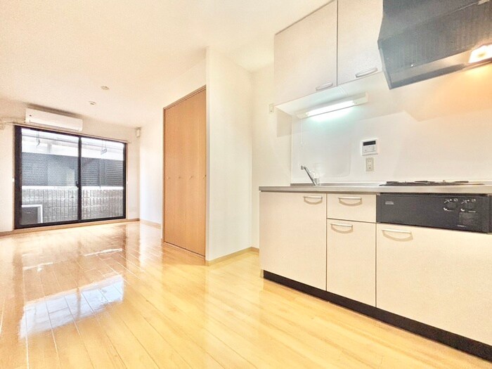 物件内観写真8　(居室)